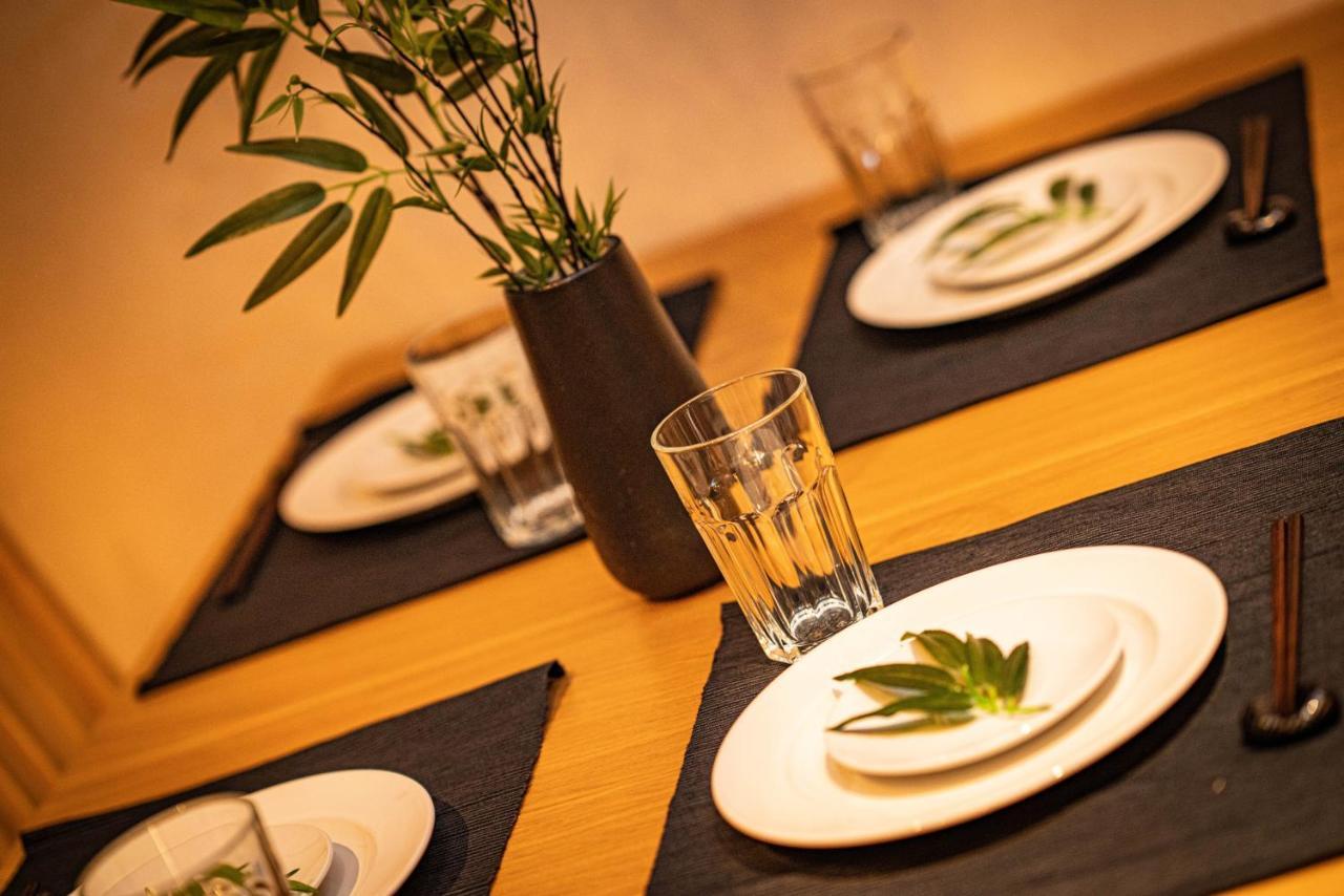 East One Higashishinjuku Lejlighedshotel Tokyo Eksteriør billede