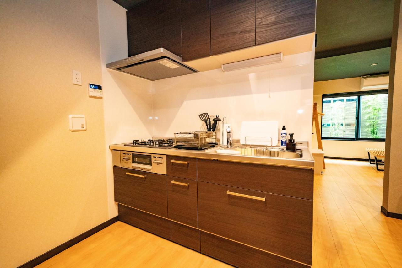 East One Higashishinjuku Lejlighedshotel Tokyo Eksteriør billede